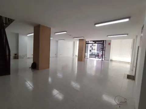 Almacén en Benalua