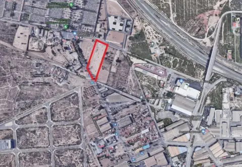 Terreno en Ciudad de Asís - Font-Calent - El Bacarot