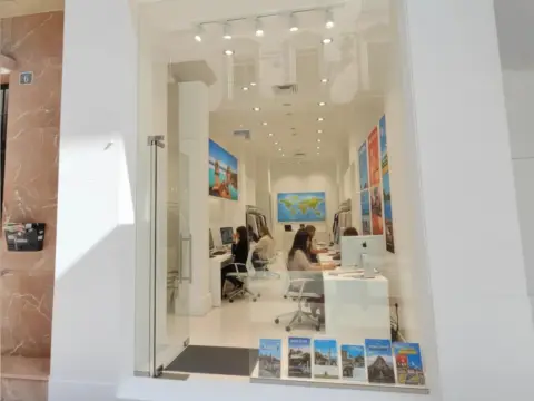 Local comercial en calle de Orense