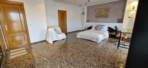 Habitación en calle de Sevilla