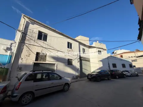Nave industrial en Pasaje de García Lorca