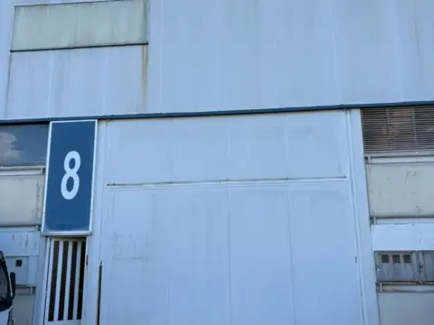 Nave industrial en calle A-8