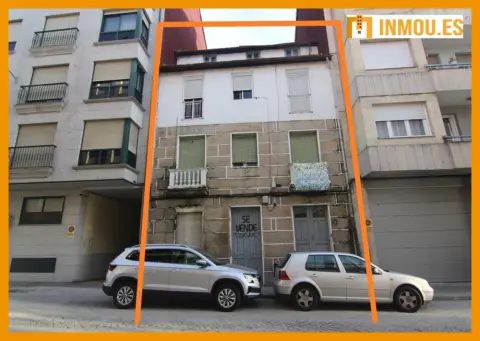 Edificio en Couto
