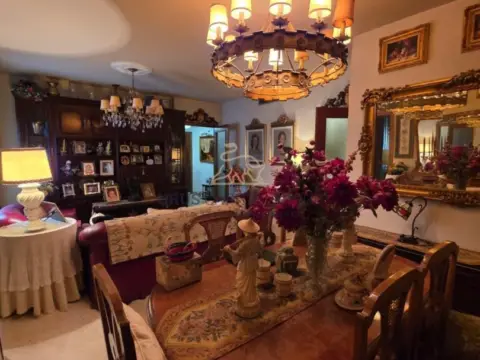 Piso en calle de Doce de Octubre