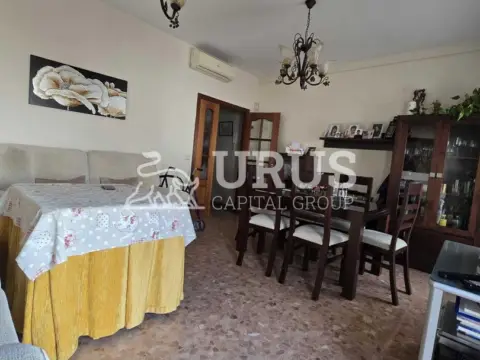 Casa adosada en calle María Bofán