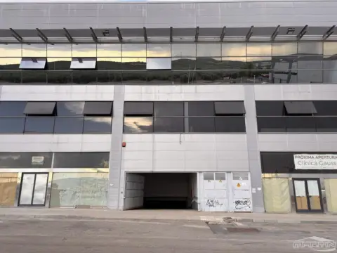 Garaje en calle de Luisa López Fijo, 1