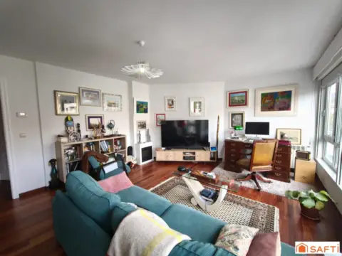 Dúplex en Bertamiráns