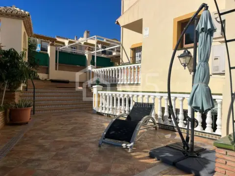 Casa adosada en Torre del Mar