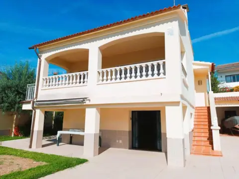 Chalet en Carrer del Migjorn