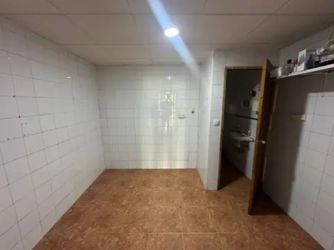 Local comercial en Sta. Marina