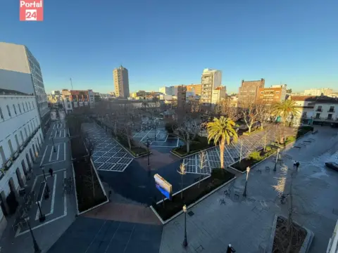 Piso en Plaza de Minayo, 4