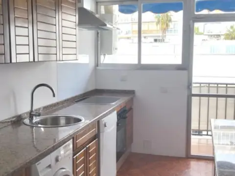 Piso en Luis Montoto - Santa Justa