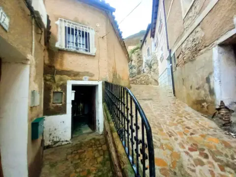 Chalet en Daroca Centro Urbano