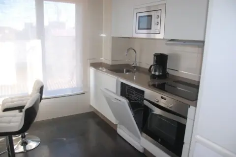 Piso en calle de la Perla, 17