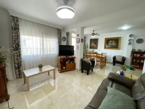 Piso en Centro - Avda. de Mijas