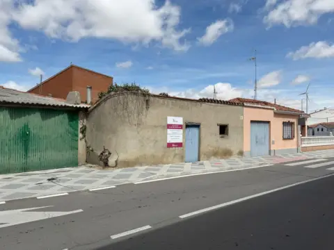 Casa rústica en calle de Miguel Hernández