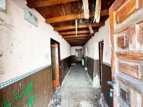 Casa rústica en calle de Miguel Hernández