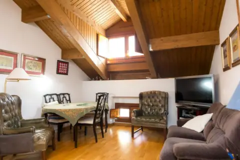 Dúplex en calle de Cánovas del Castillo, 8