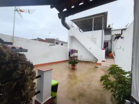 Casa adosada en Arroyo de San Serván
