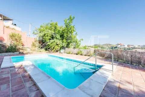 Finca rústica en Rincón de La Victoria