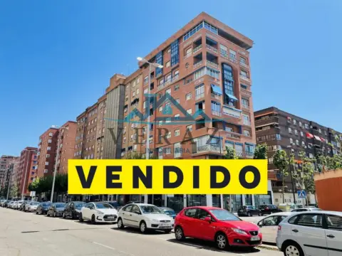 Piso en Avenida de la Constitución