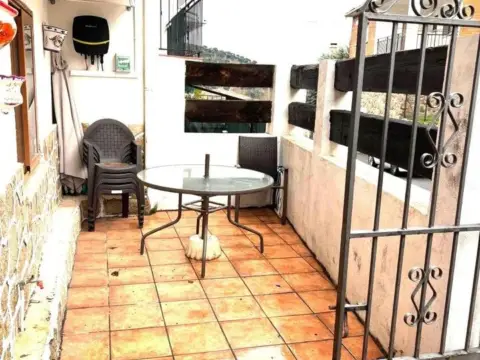 Casa adosada en Travesía de la Juntanilla