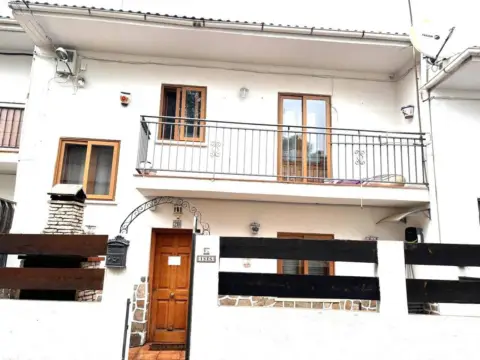 Casa adosada en Travesía de la Juntanilla