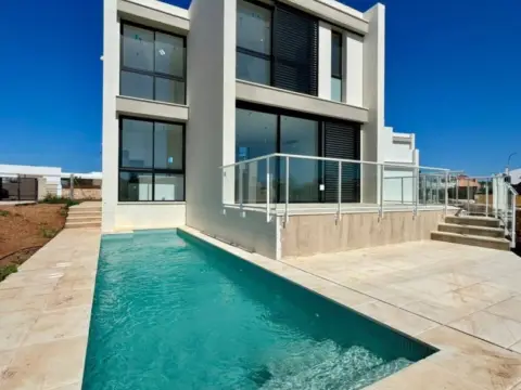 Chalet en Venta en Cala en Blanes