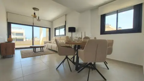 Apartamento en Carolinas Altas
