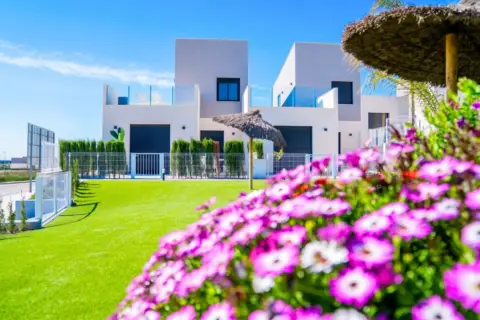 Casa adosada en Altaona Golf And Country Village