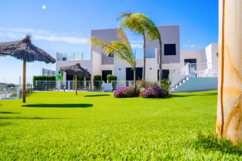 Casa adosada en Altaona Golf And Country Village