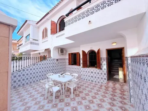 Casa en Los Alcázares