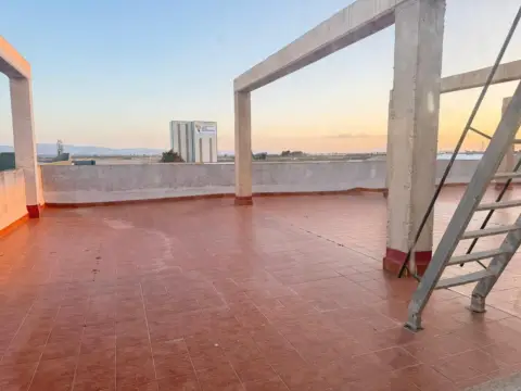 Oficina en Los Alcázares