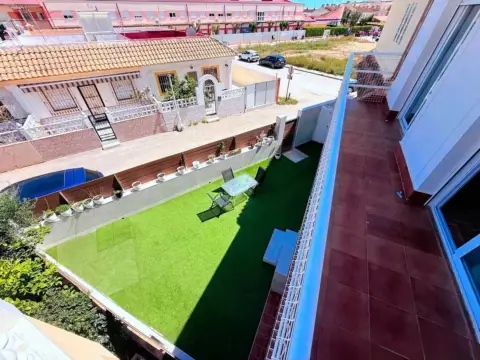 Casa adosada en Euro Roda