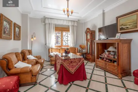 Casa en calle Castoreño, 7