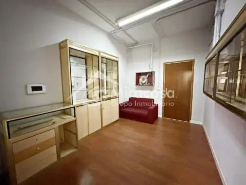 Nave industrial en calle de Belmonte de Tajo