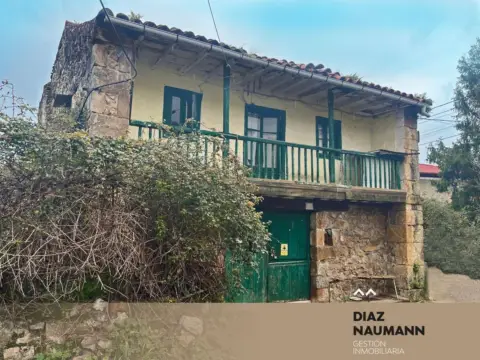 Chalet en Barrio de los Trespalacios, 128