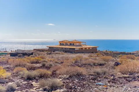 Chalet en Urbanización Tajao