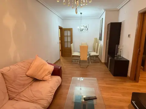 Piso en Jardines de Hércules