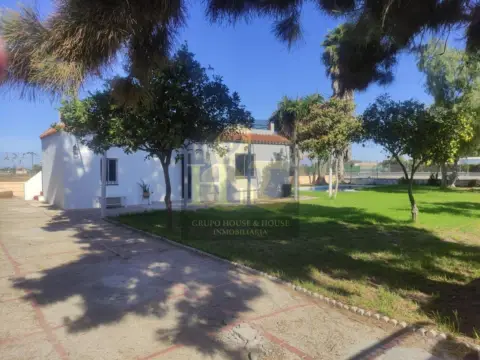 Finca rústica en Chipiona