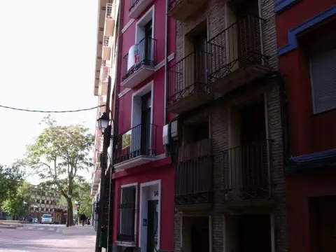 Estudi a calle de Ramón Pignatelli
