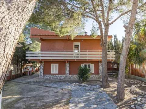 Casa en Urbanizacion El Reloj