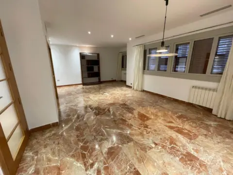 Piso en calle de Enrique Villar Bas