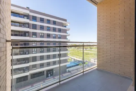 Piso en Zona Juan Carlos I