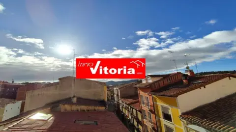 Piso en calle de la Reja