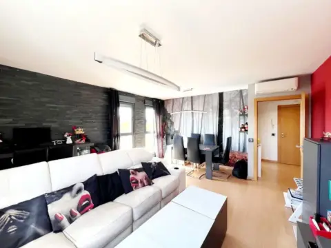 Piso en calle Francisco Umbral