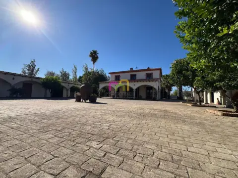 Chalet en Urb. Ctra. de Olivenza