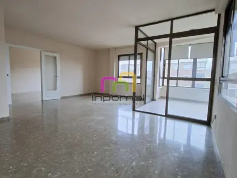 Piso en Valdepasillas