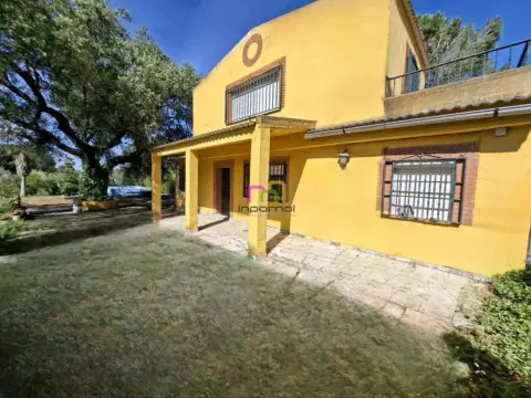 Casa en Urb. Ctra. de Sevilla
