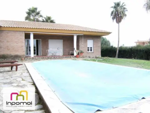 Chalet en Golf Guadiana-Cerro Gordo